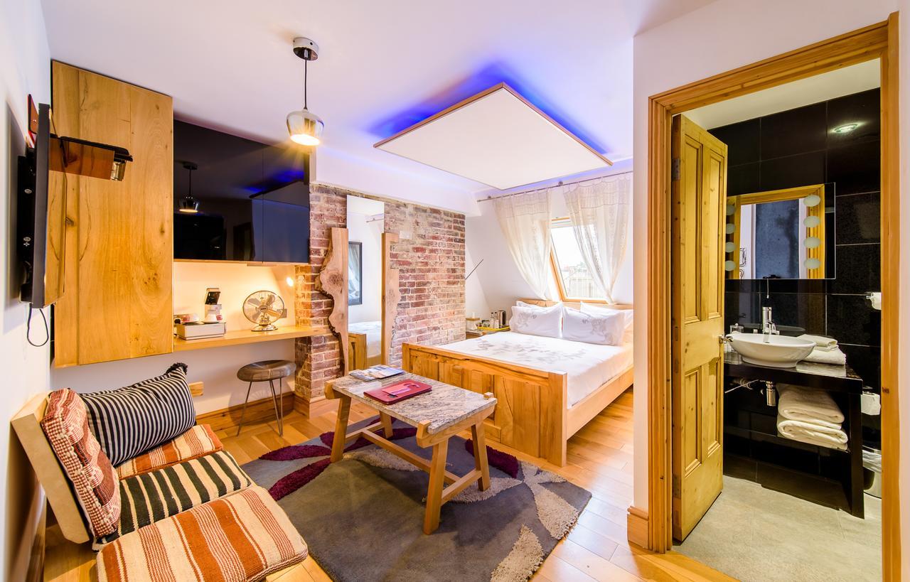 Hotel Una Hove Buitenkant foto
