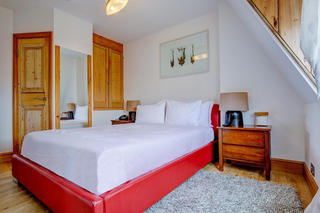 Hotel Una Hove Buitenkant foto